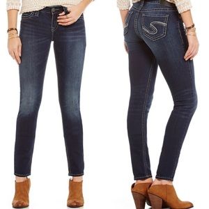 NWT SILVER Skinny Jeans SUKI Fluid Denim 26 x 31